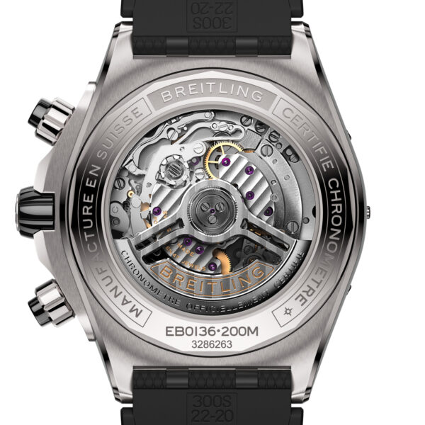 Super Chronomat B01 44 Titan – Bild 2