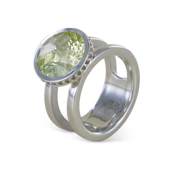 Ring Sonnenfeuer mit Quarz und Safiren
