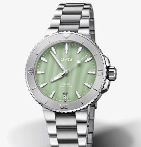 Oris Aquis Date